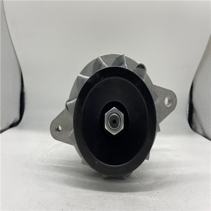 600-861-3610 Ekskavatör Alternatör 24V 30A 4D95L PC60-8 için Fit 70-8 PC110-7-8 PC130-7-8